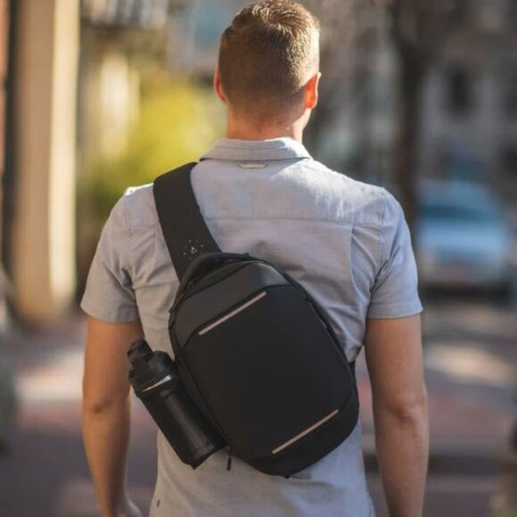 NOMATIC Navigator Sling 10L Black โ NEW - Picture 15 of 16